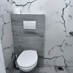 Apartman Sevilia Qeparo