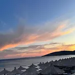 Lejlighed Sevilia Qeparo