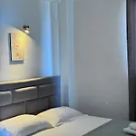 Sevilia Lejlighed Qeparo