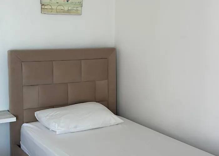 Sevilia * Qeparo